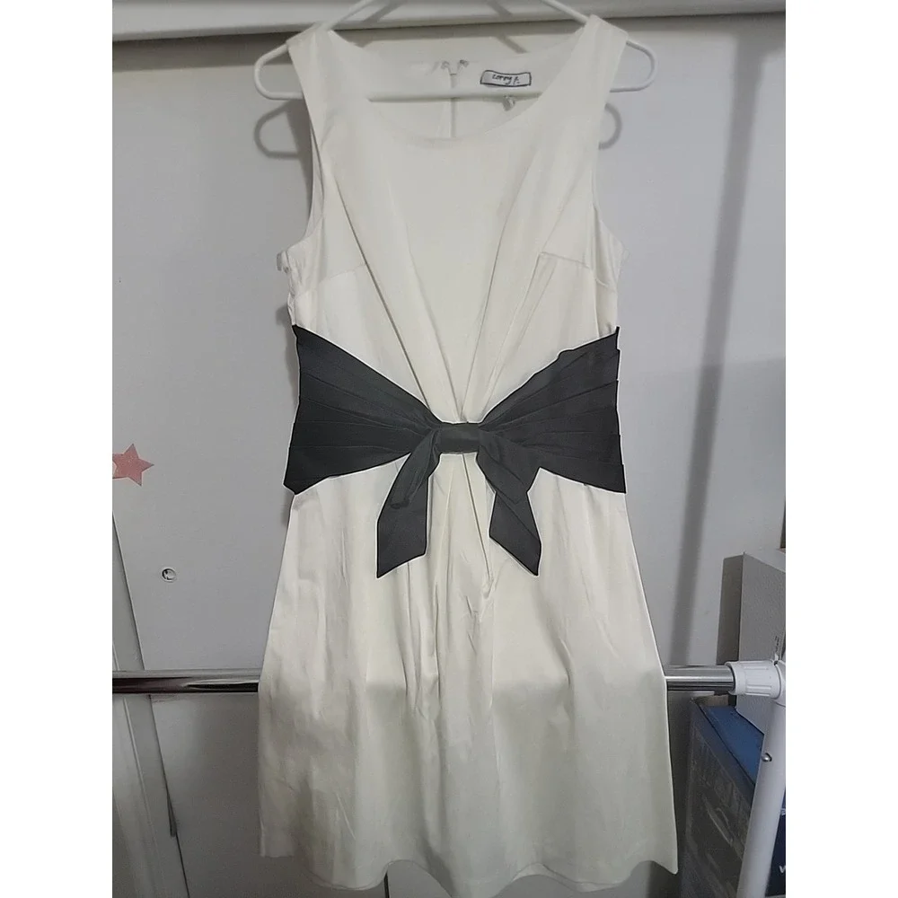 Girls' Formal dress ‎ Size 6